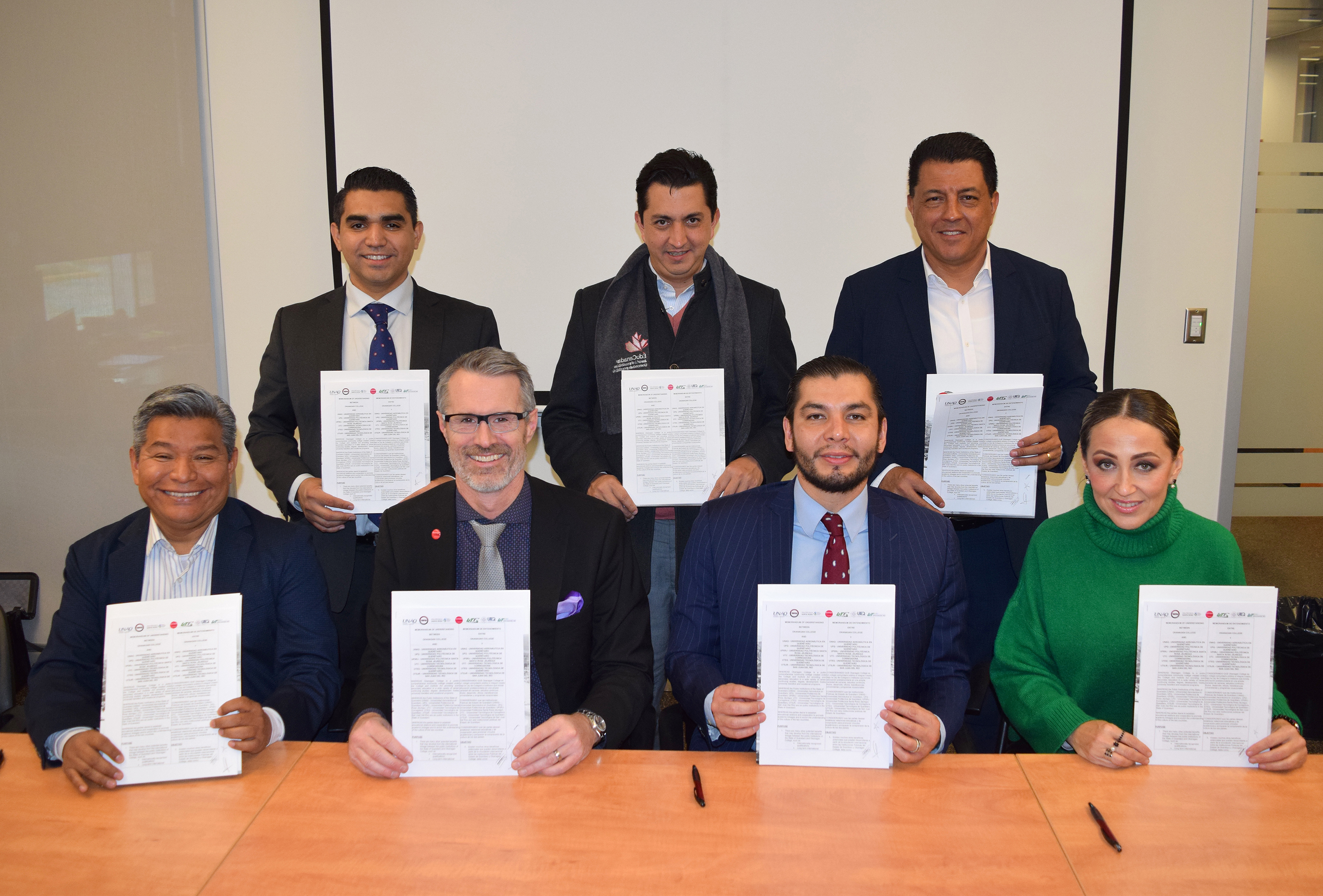 Querétaro Y Canadá Signan Convenio Educativo