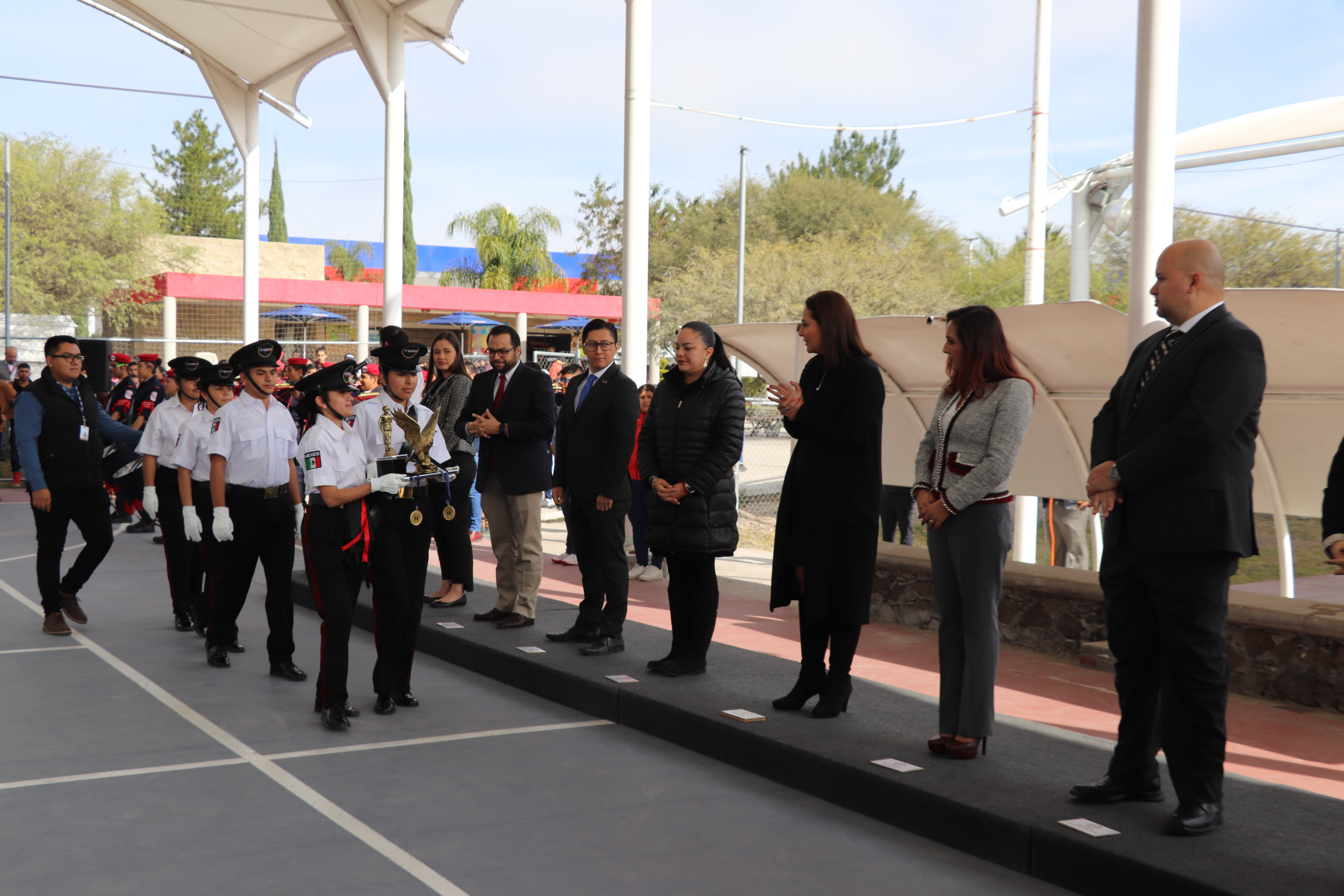 Se Realiza Ceremonia De Honores A La Bandera