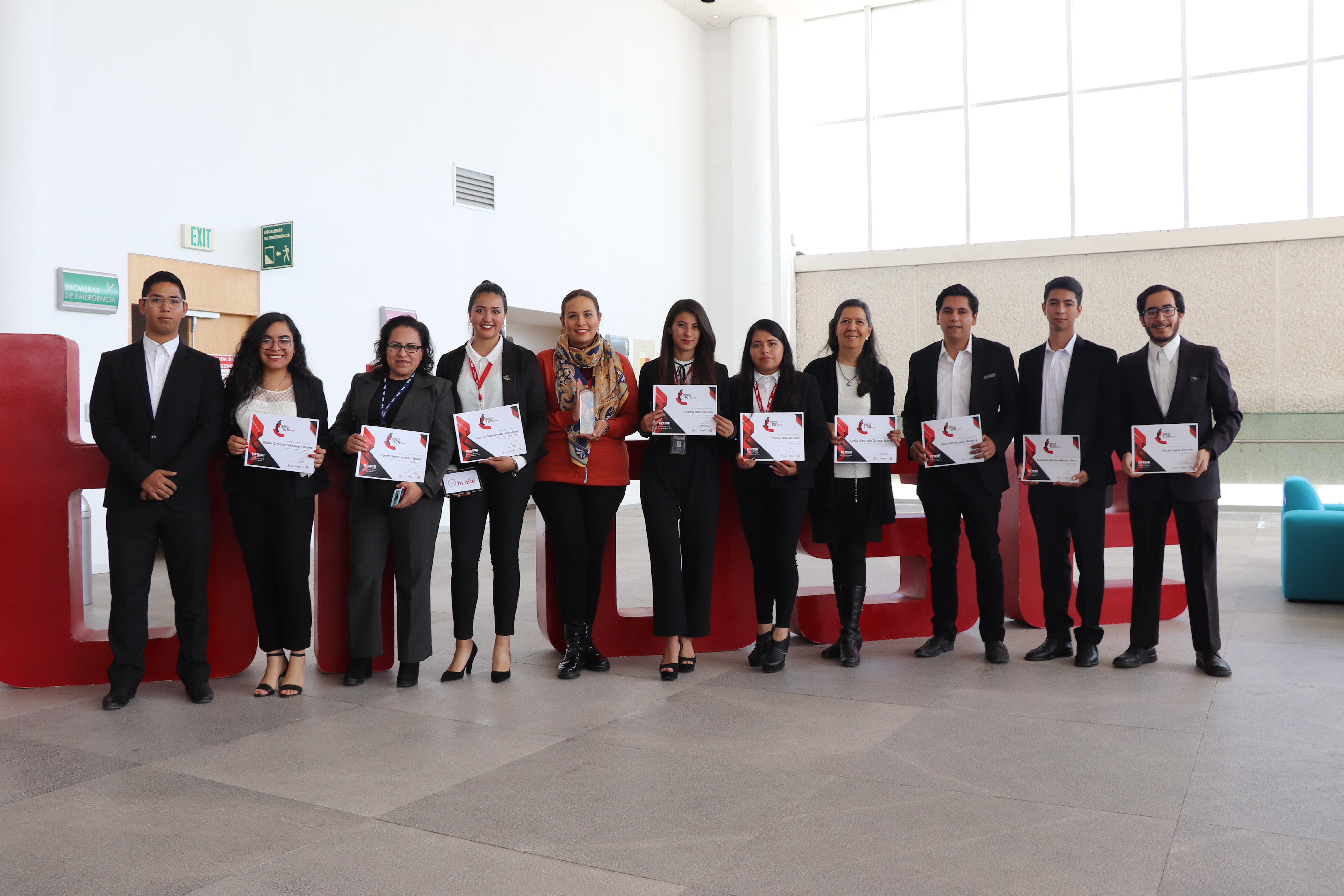 Estudiantes Upq Ganan 2º Y 3º Lugar En El Concurso