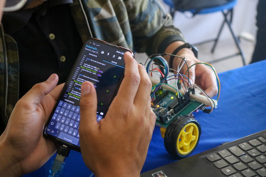 Estudiantes De Upq Construyen Vehículos Eléctricos