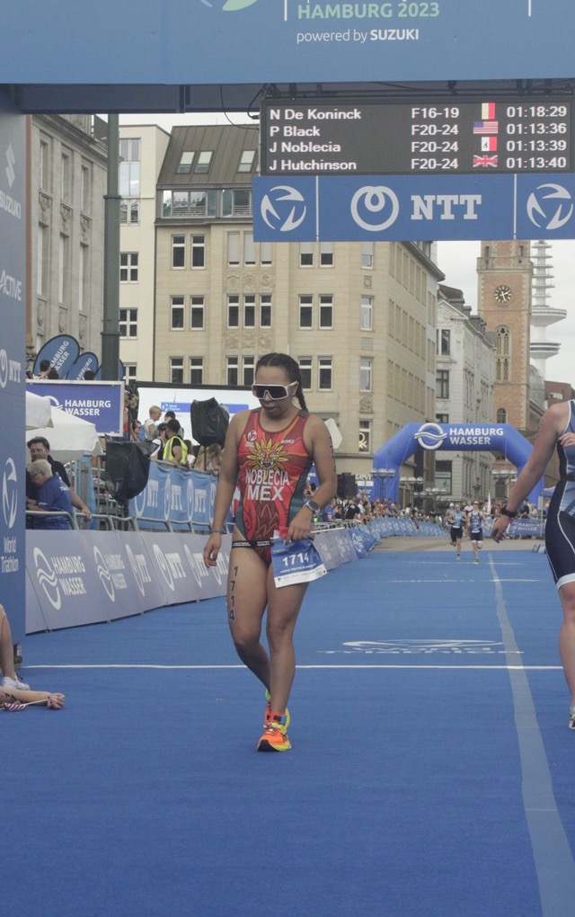 Cardenal Destaca En El Mundial De Triatlón 2023