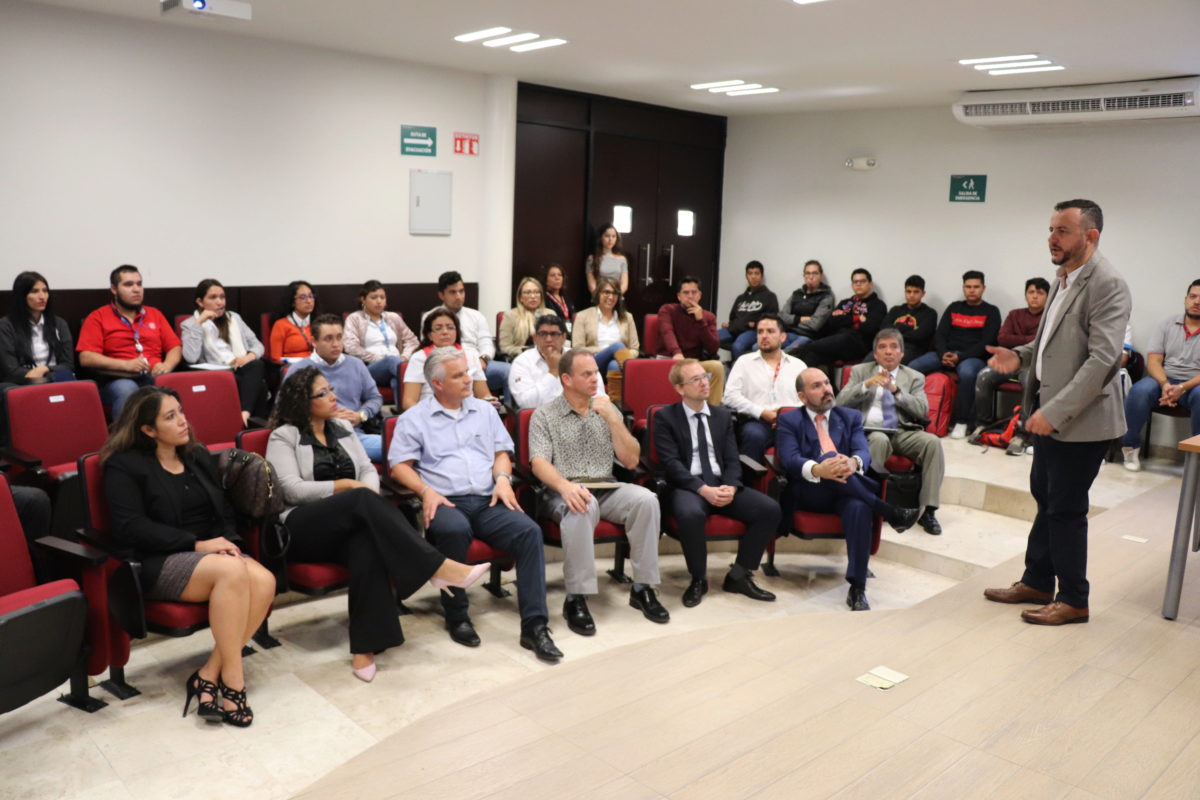 Presentan Modelo De Triple Hélice A Inversionistas